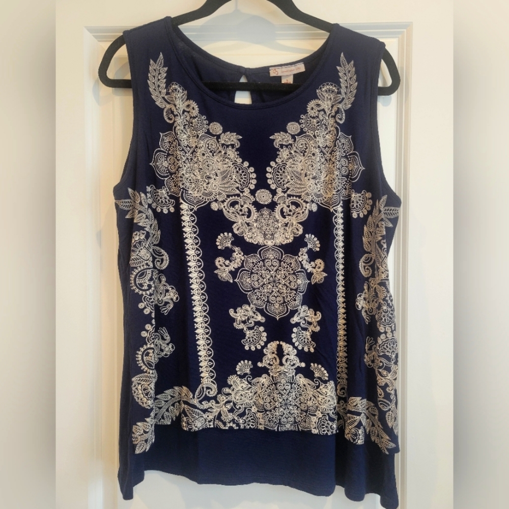Women's Large Navy and White Tank Top